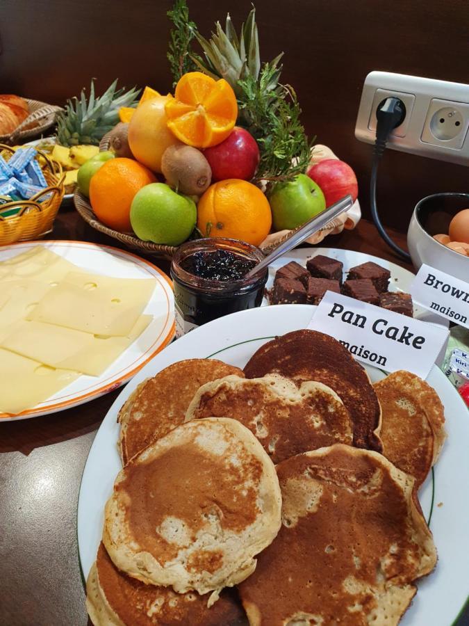 Contact Hotel Restaurant La Chaumiere Entre Orgeval Et Flins A13 Sortie 8 Les Mureaux Zewnętrze zdjęcie