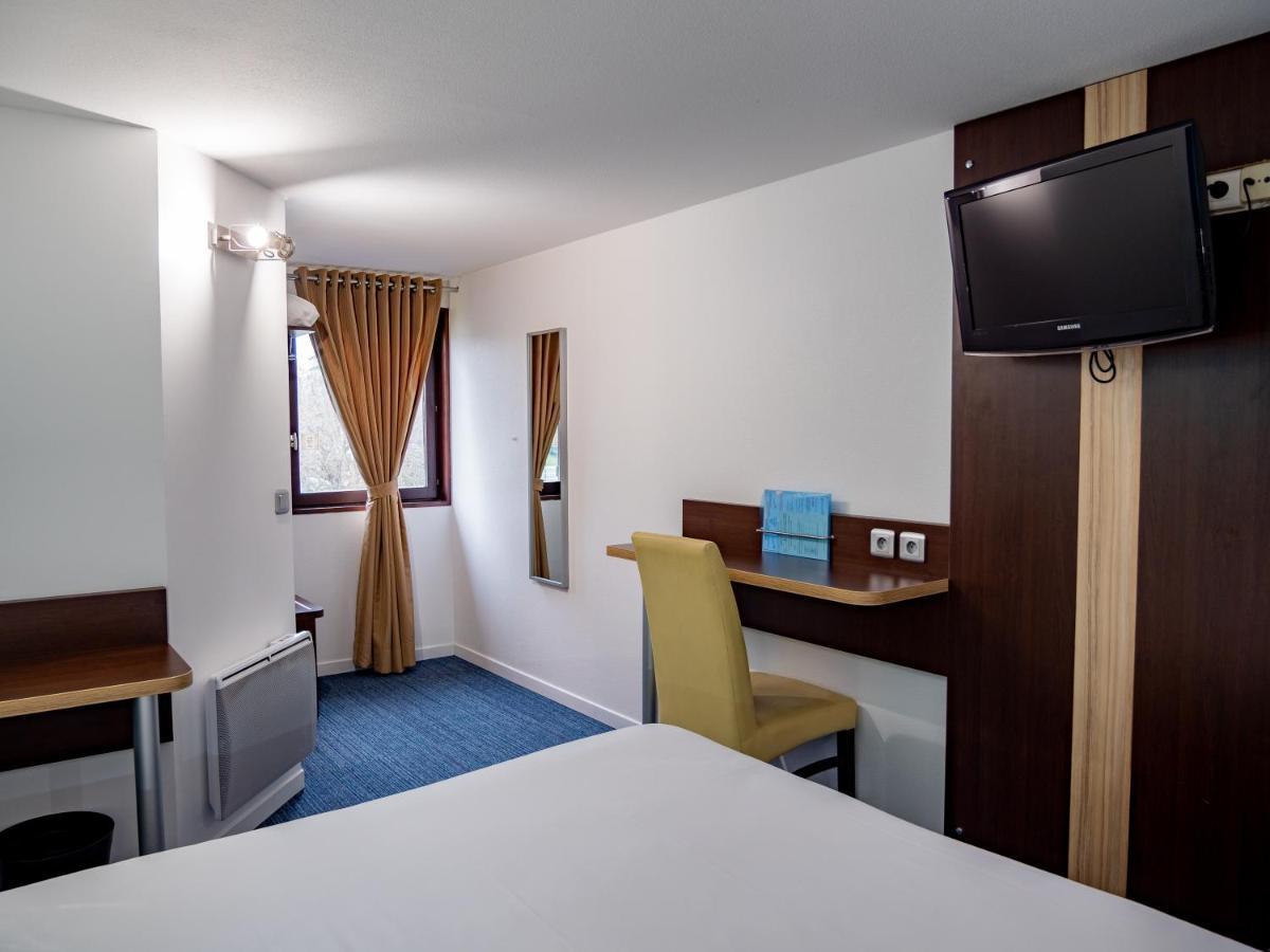 Contact Hotel Restaurant La Chaumiere Entre Orgeval Et Flins A13 Sortie 8 Les Mureaux Zewnętrze zdjęcie