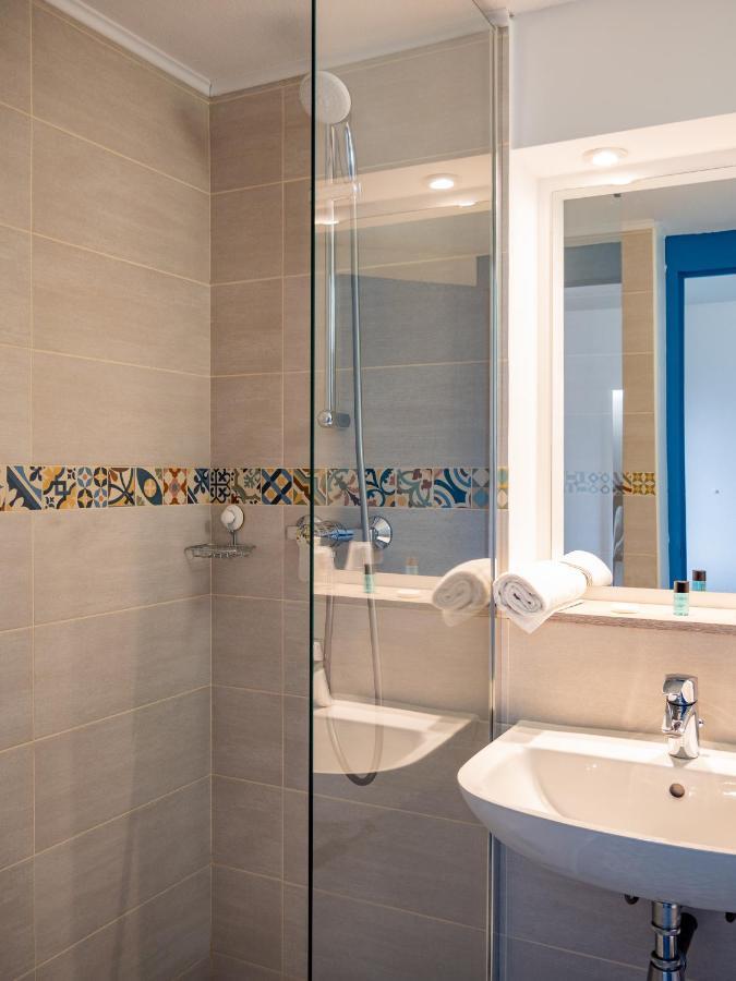 Contact Hotel Restaurant La Chaumiere Entre Orgeval Et Flins A13 Sortie 8 Les Mureaux Zewnętrze zdjęcie