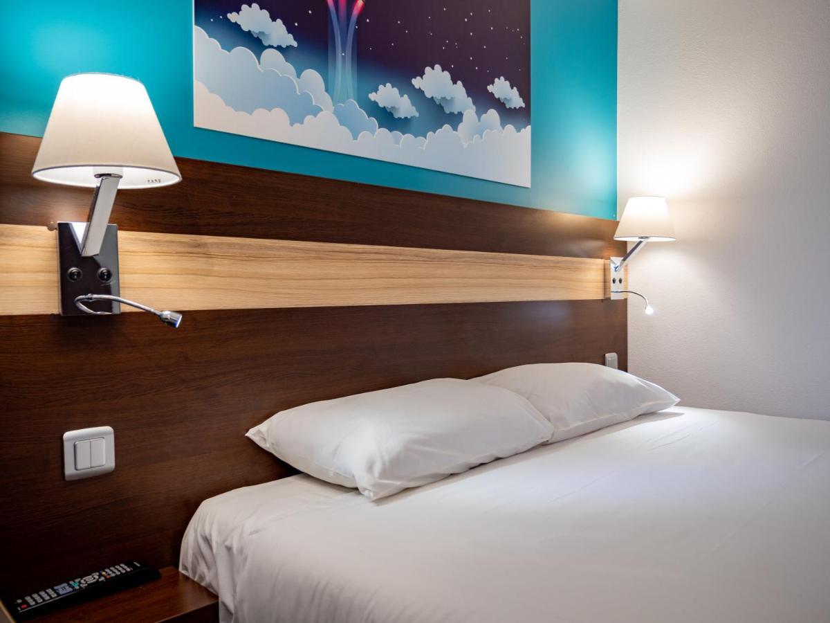 Contact Hotel Restaurant La Chaumiere Entre Orgeval Et Flins A13 Sortie 8 Les Mureaux Zewnętrze zdjęcie