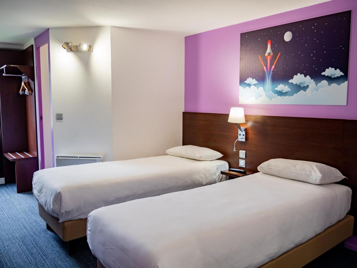 Contact Hotel Restaurant La Chaumiere Entre Orgeval Et Flins A13 Sortie 8 Les Mureaux Zewnętrze zdjęcie