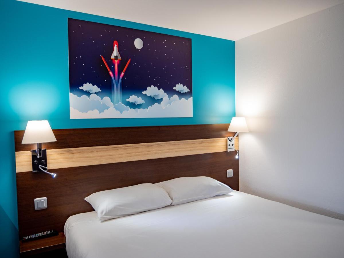 Contact Hotel Restaurant La Chaumiere Entre Orgeval Et Flins A13 Sortie 8 Les Mureaux Zewnętrze zdjęcie