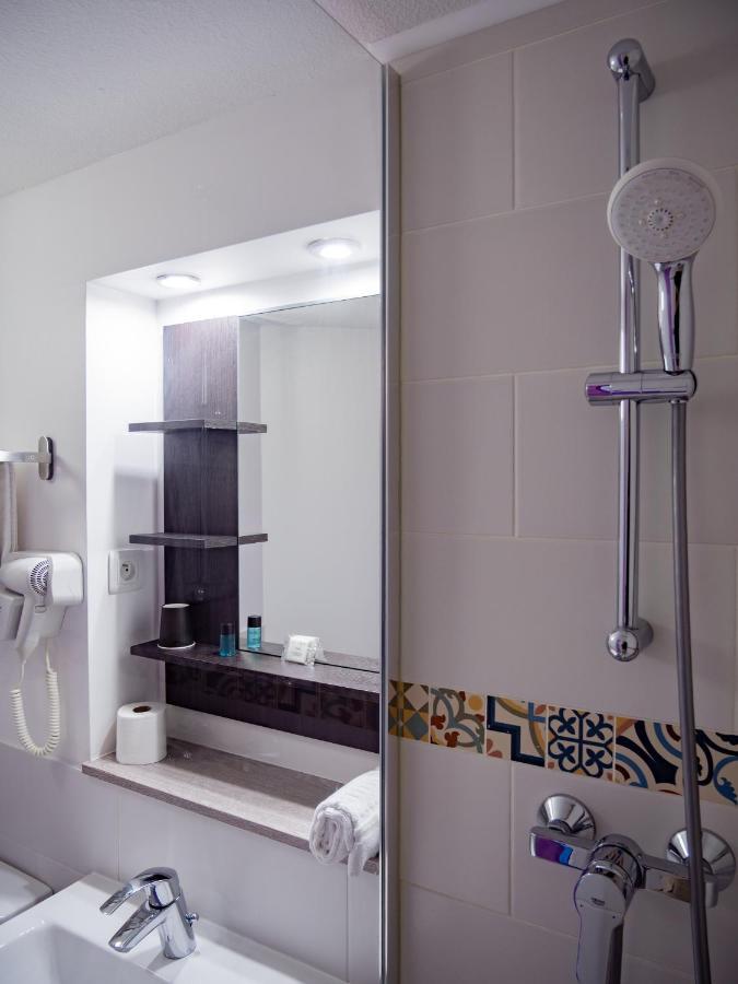Contact Hotel Restaurant La Chaumiere Entre Orgeval Et Flins A13 Sortie 8 Les Mureaux Zewnętrze zdjęcie