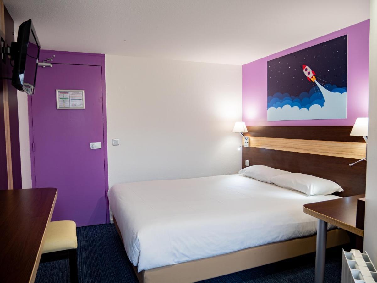Contact Hotel Restaurant La Chaumiere Entre Orgeval Et Flins A13 Sortie 8 Les Mureaux Zewnętrze zdjęcie